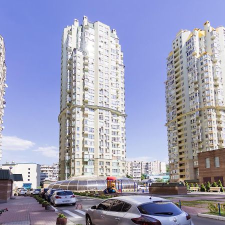 Navit Apartments With Breakfast, Near The Railway Station, The City Center, The Park Київ Екстер'єр фото